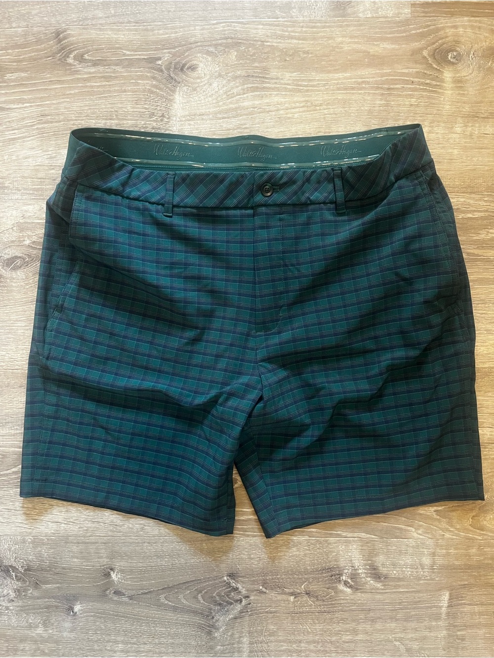 Walter Hagen Green & Navy Plaid Athletic Shorts